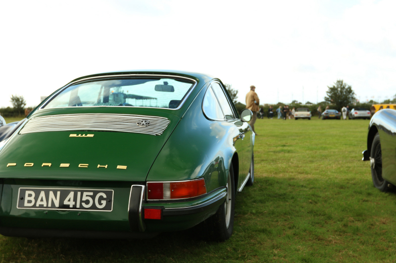 Illustration for article titled The Parking Lot At The Goodwood Revival Is The Most Magical Parking Lot In The World